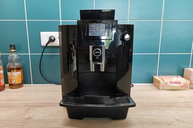 machine à café Jura WE6 au bureau