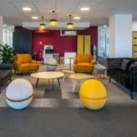 Bluedigo, la marketplace dédiée au mobilier de bureau reconditionné
