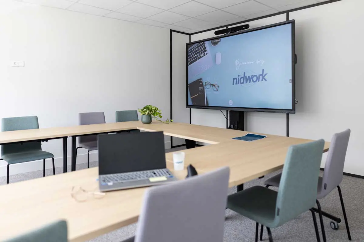 salle de réunion chez Nidwork Annecy