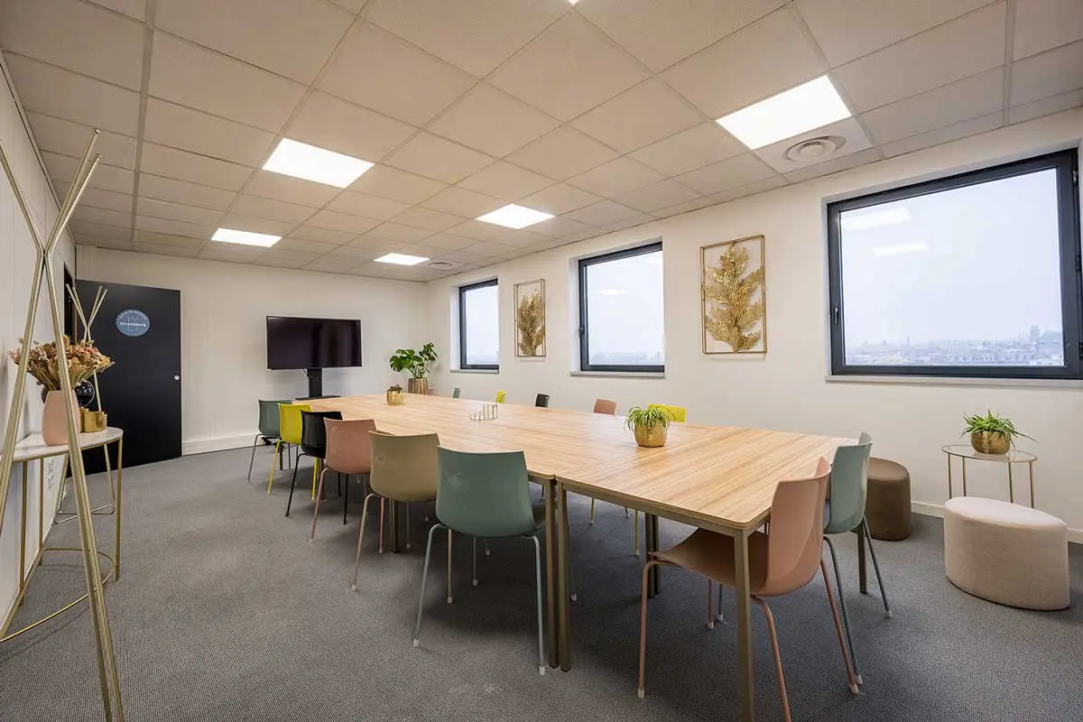 Salle de réunion B'Coworker Pessac