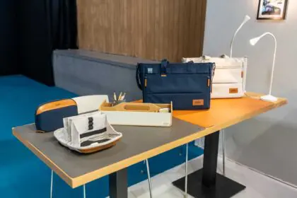 Organisateur de bureau et sacoches Gustav