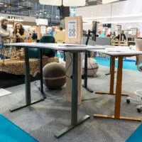 Bureaux assis-debout Makiba à Workspace Expo