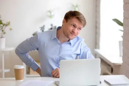 mal de dos au bureau