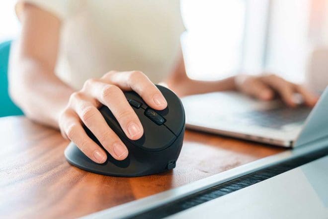 Souris Ergonomique Verticale Violette Filaire USB - Pour Bureau Et Travail Sur Ordinateur - Neuf